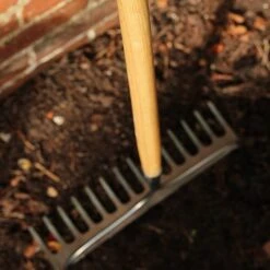 Kent & Stowe Stainless Steel Long Handled Soil Rake 10 Kent & Stowe Stainless Steel Long Handled Soil Rake -Webbs Direct Store 1031059 4