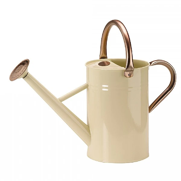 Smart Garden 4.5L Galvanised Steel Watering Can - Various Colours 3 Smart Garden 4.5L Galvanised Steel Watering Can - Various Colours - Image 3